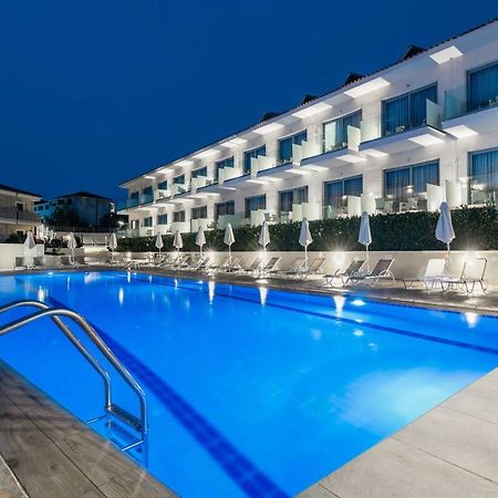 Karras Grande Resort Plános Eksteriør bilde