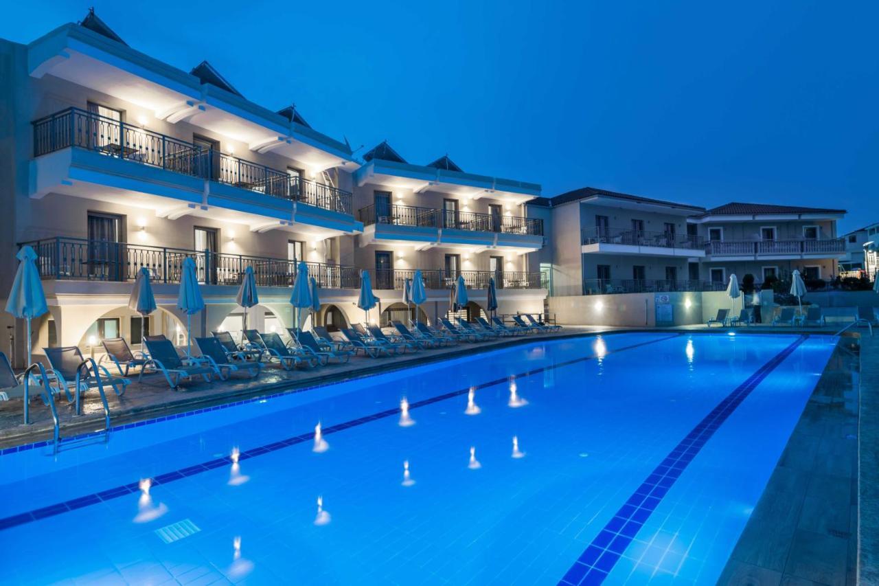 Karras Grande Resort Plános Eksteriør bilde