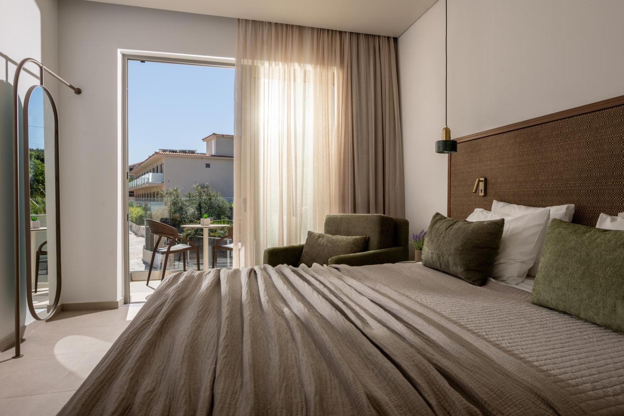 Karras Grande Resort Plános Eksteriør bilde