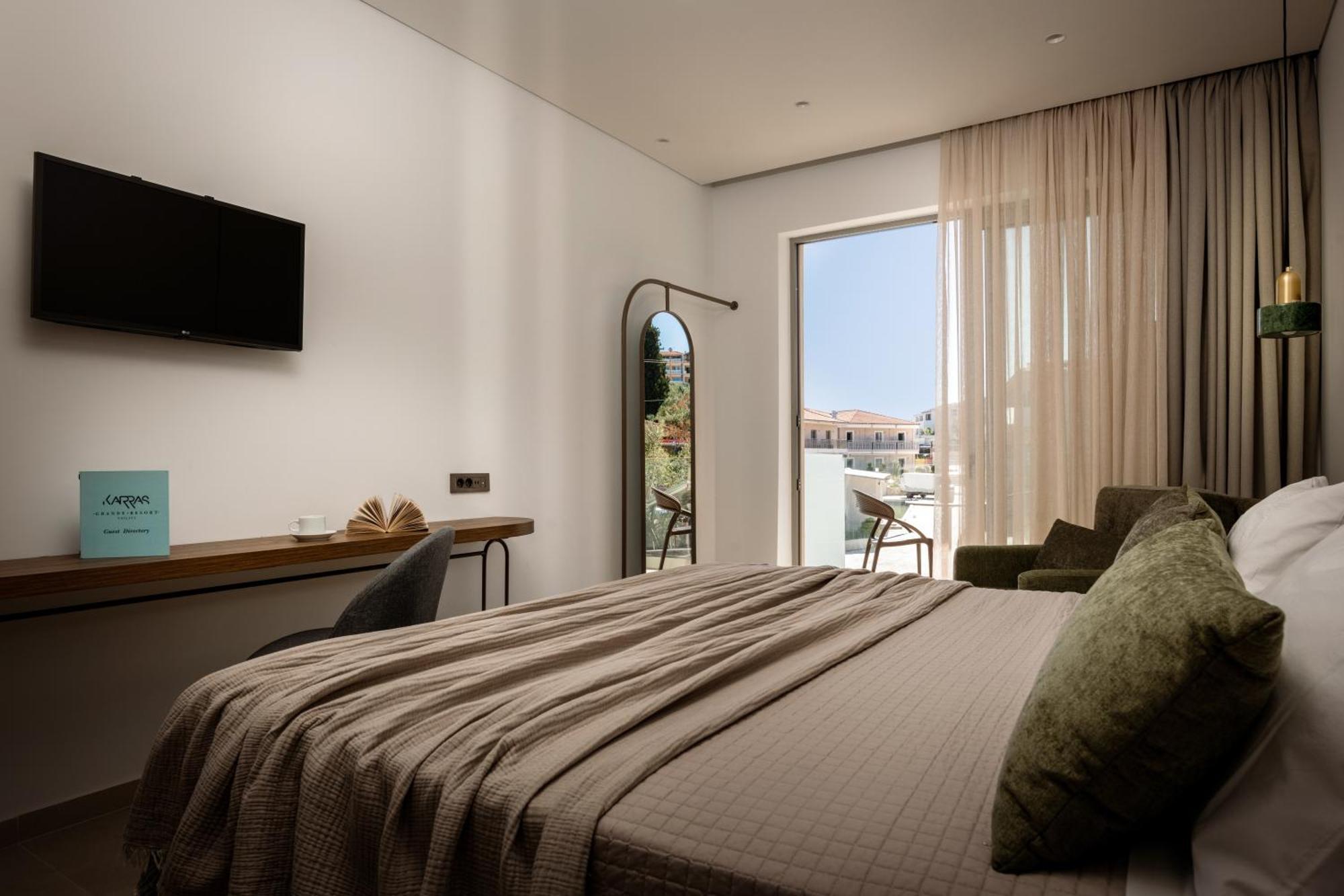 Karras Grande Resort Plános Eksteriør bilde