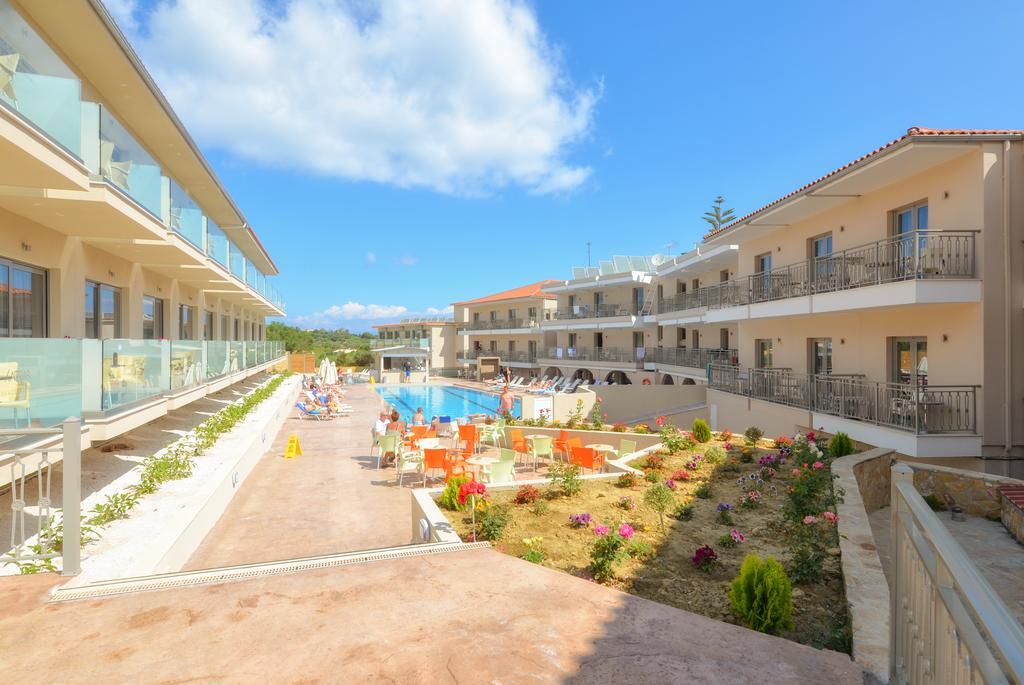Karras Grande Resort Plános Eksteriør bilde